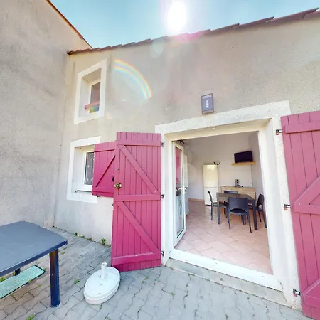Charmante Maison Avec Piscine, Tennis Et Terrasse Privative - 4 Couchages, 10 Min - Fr-1-785-4