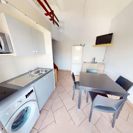 Charmante Maison Avec Piscine, Tennis Et Terrasse Privative - 4 Couchages, 10 Min - Fr-1-785-4 Holiday home *
